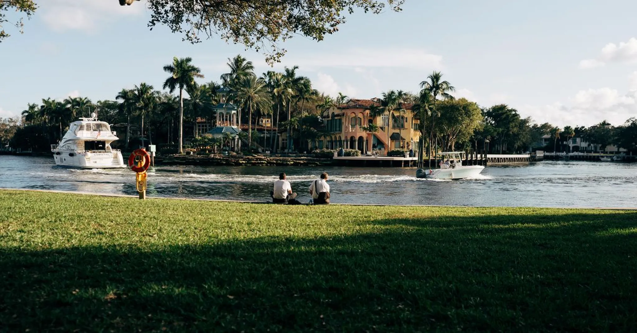 Fort Lauderdale Restaurant Week 2026: Dining Near Las Olas Villa Stays
