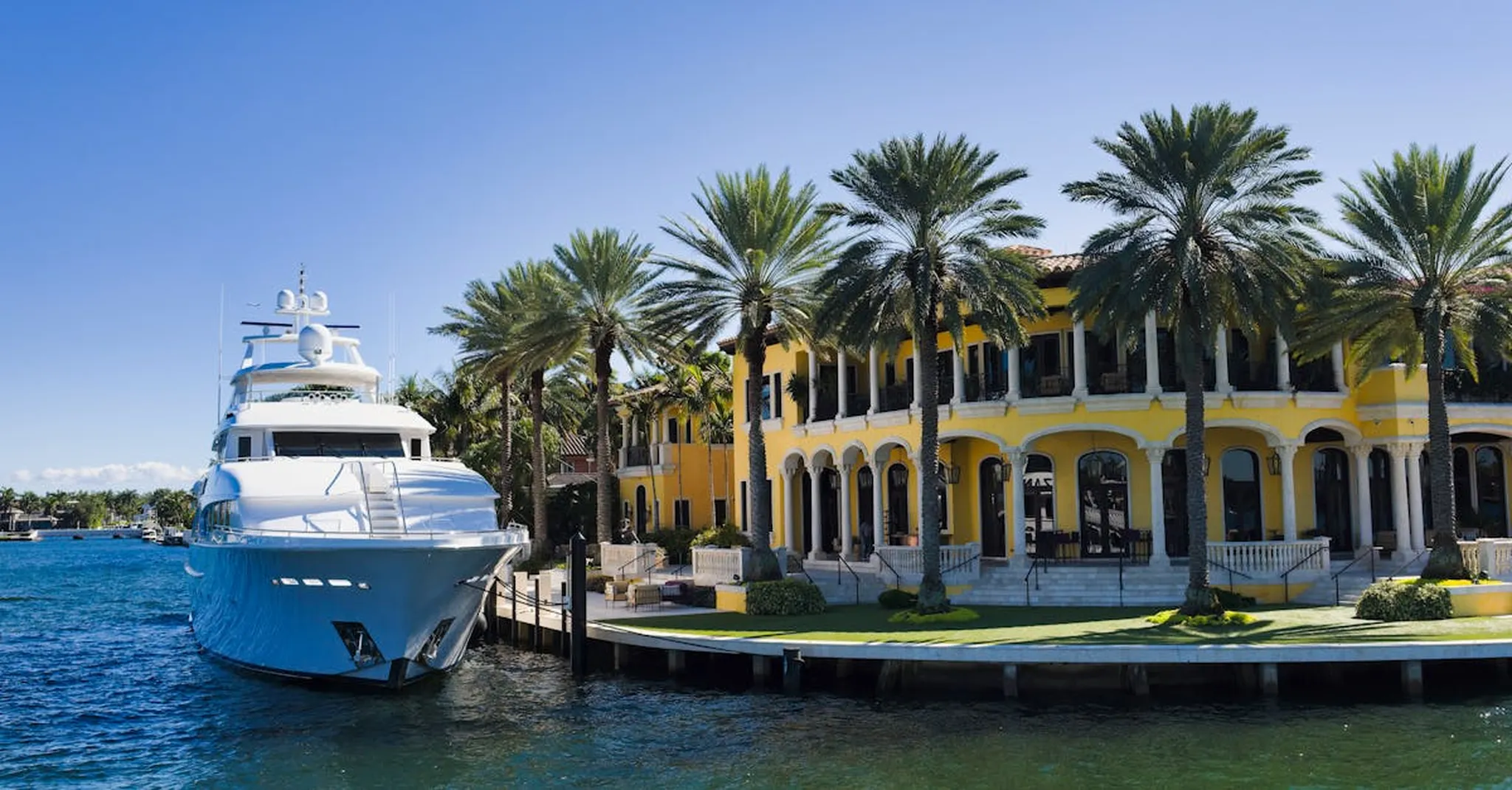 Fort Lauderdale International Boat Show 2026: Where to Stay and What to Expect