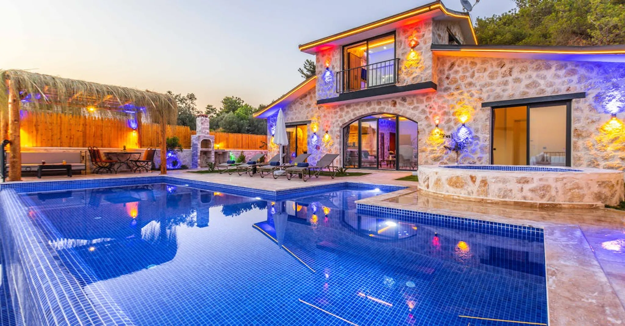 RunDisney Star Wars Rival Run 2026: Where to Stay Near the Start Line