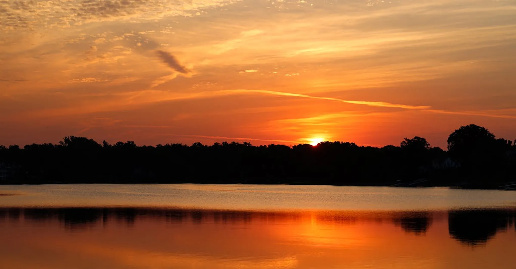 Summer Solstice 2026 on Lake LBJ: Longest Day Weekend Getaways in Texas Hill Country