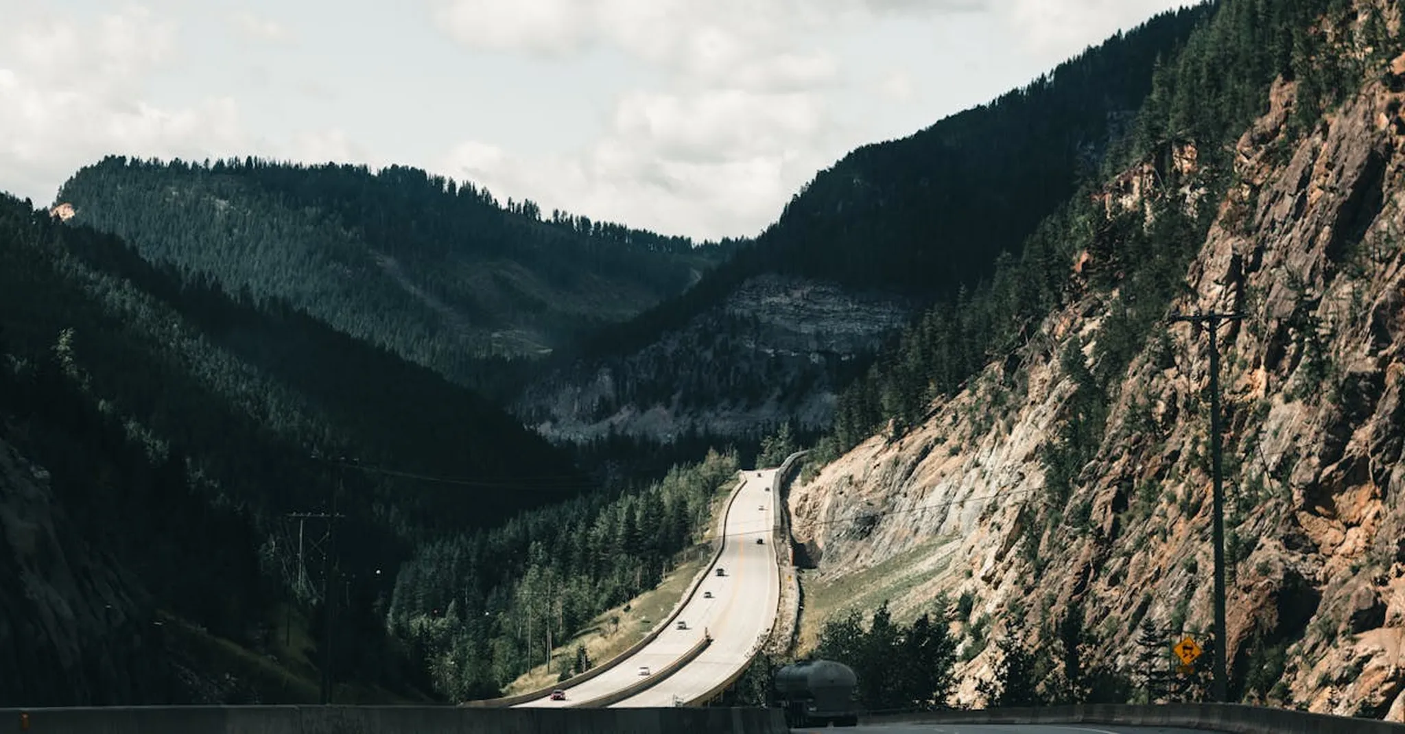 Pikes Peak International Hill Climb 2026: Where to Stay in Colorado Springs