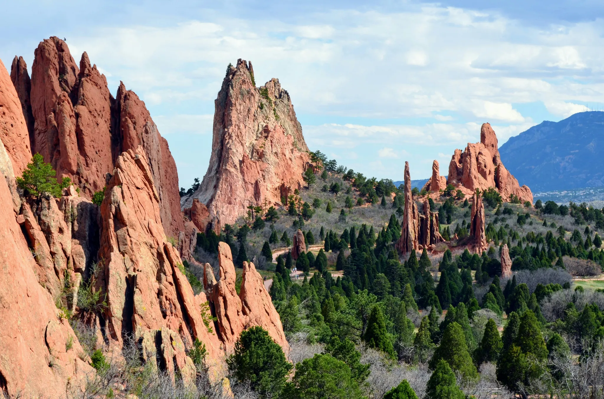 Your Ultimate Guide to a Family-Friendly Spring Getaway in Colorado Springs