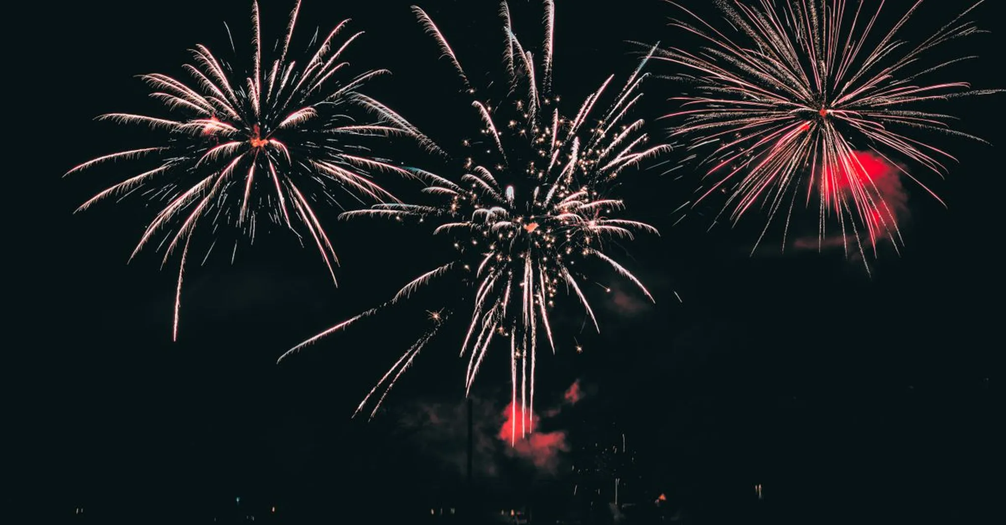 Gatlinburg Midnight Independence Day Parade 2026: Best Cabin Stays for July 4th
