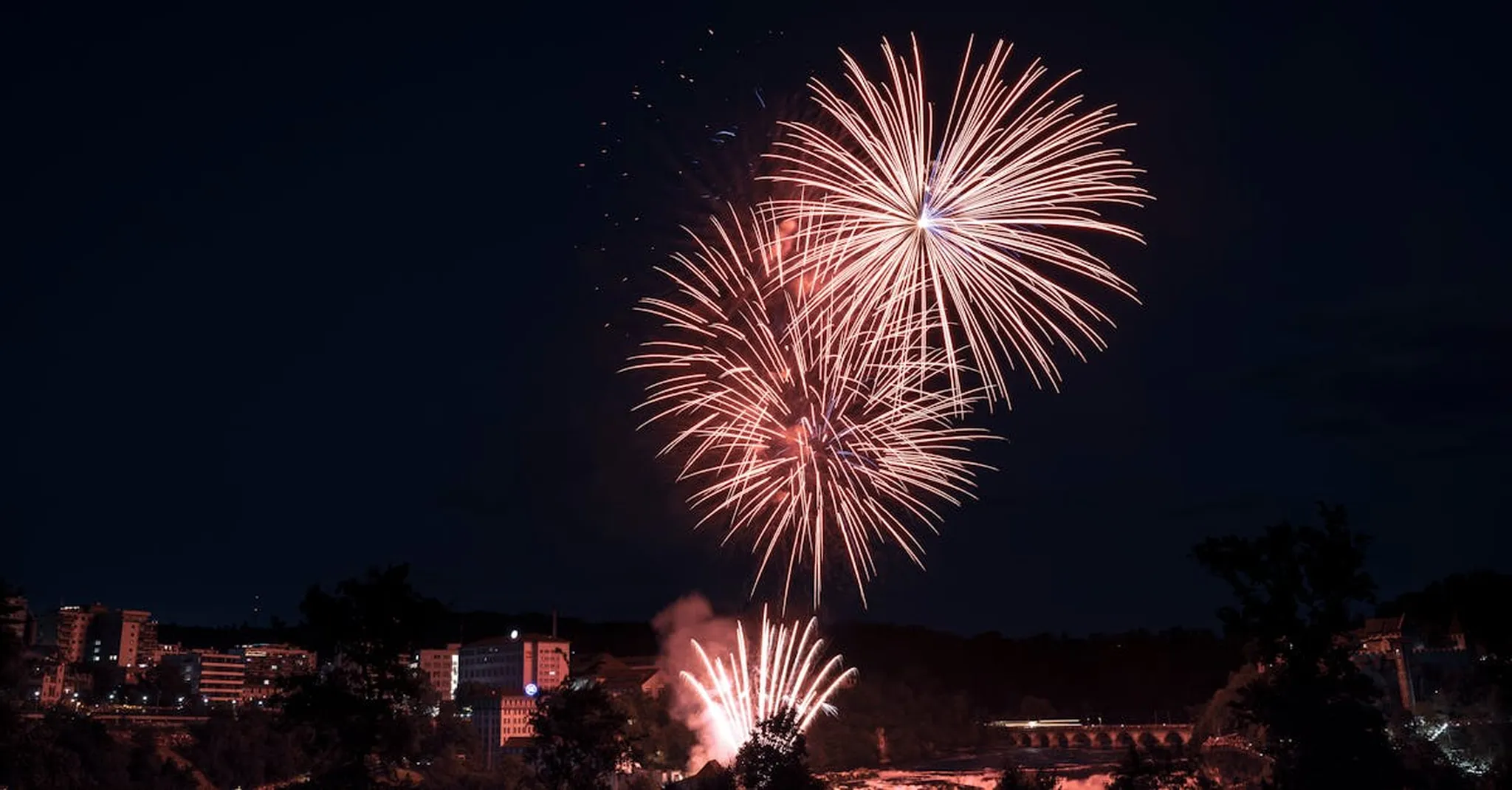 Gatlinburg 4th of July 2026: Fireworks, Parades & Best Cabin Stays