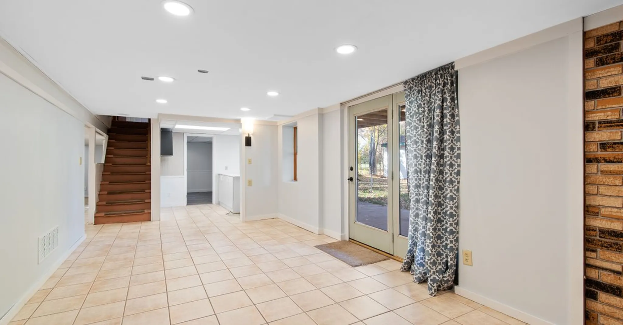 https://storage.googleapis.com/hostai-booking-prod-photos/clients/sojourn/blogs/covers/c335fedd-6b1d-48cd-9811-7fd7e1803dcc.jpg