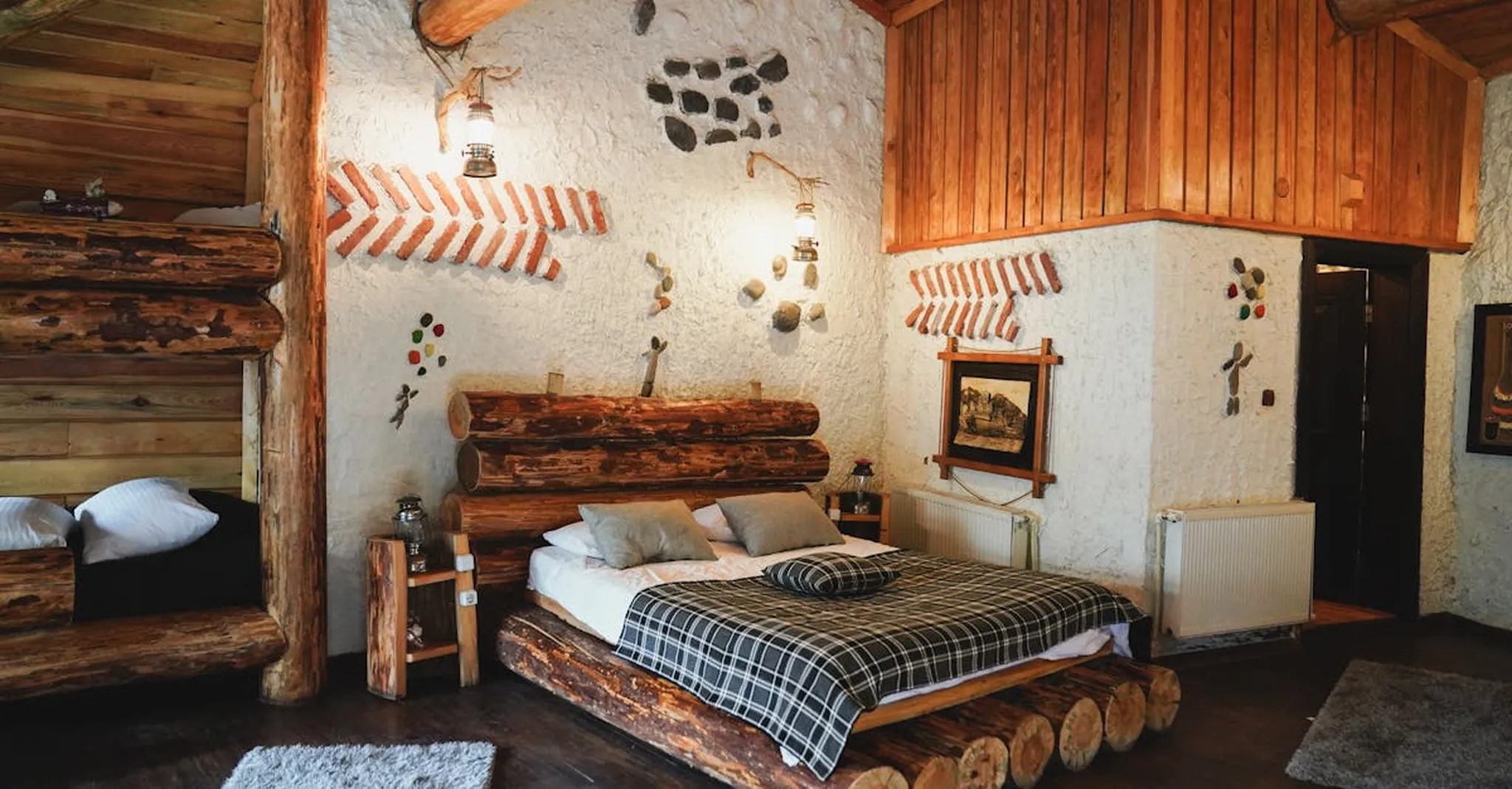 Scottsdale Vacation Rentals vs Hotels: Why Groups Choose Entire Homes