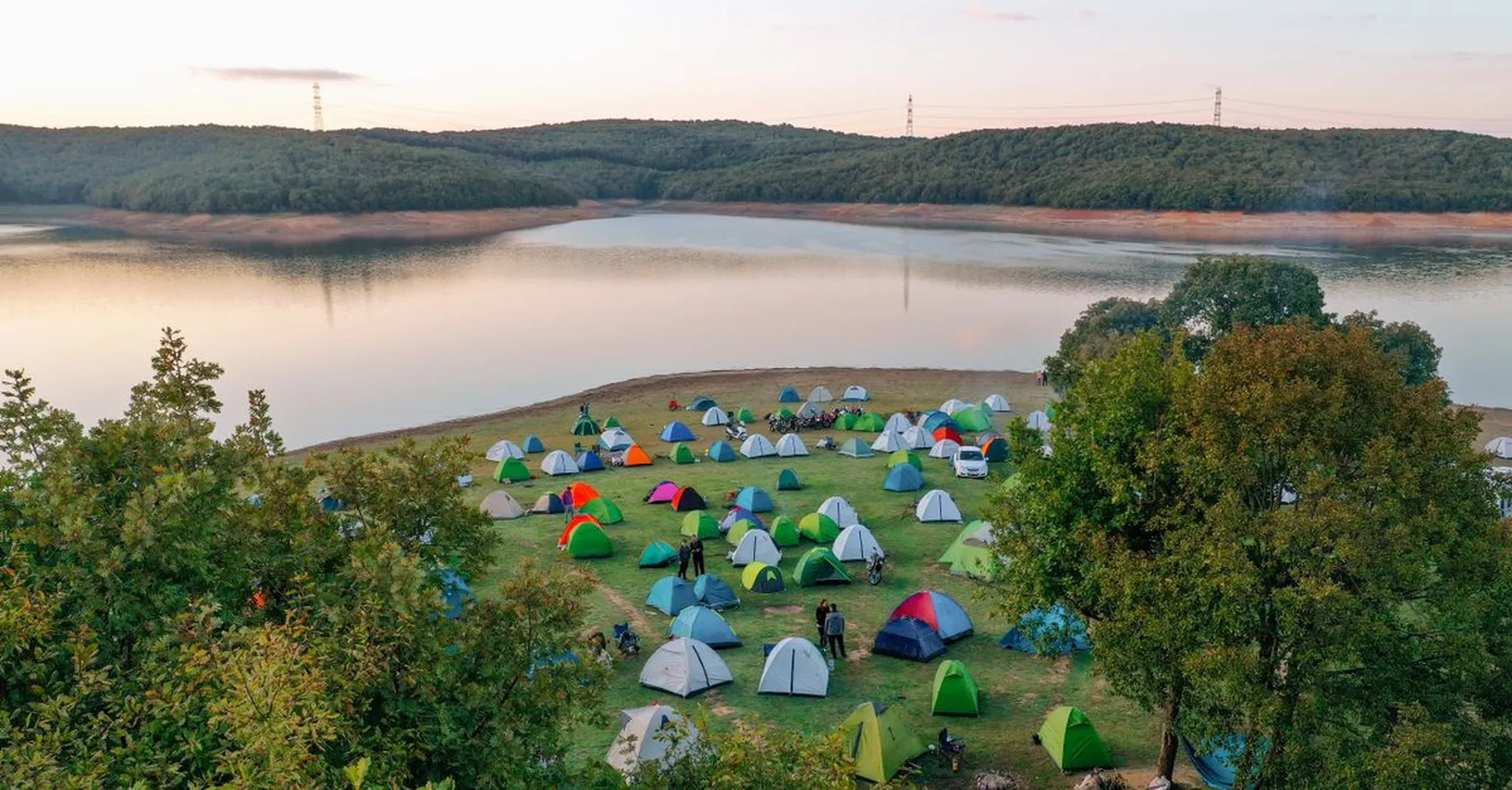 LEAF Festival 2026 Near Asheville: Music, Arts & Where to Stay in Swannanoa