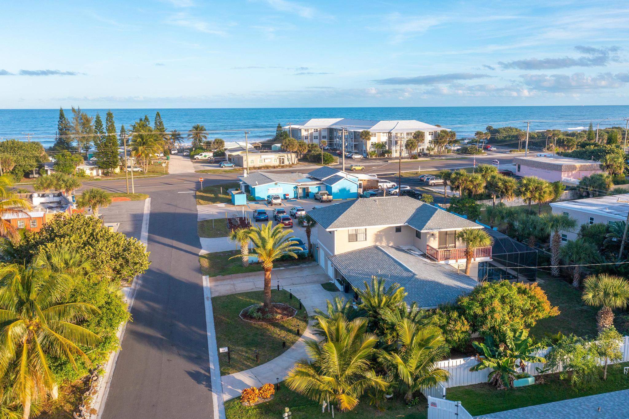 Florida Beach House Walk to Beach