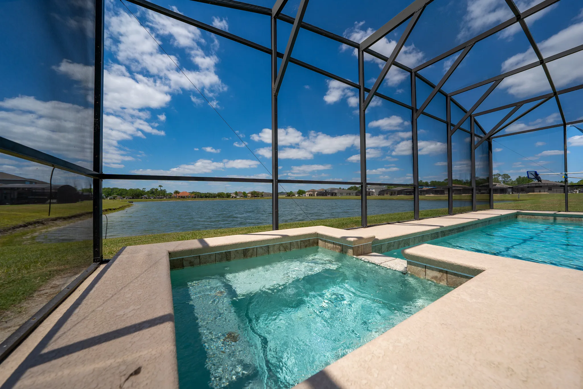 https://storage.googleapis.com/hostai-booking-prod-photos/clients/une_homes/blogs/covers/c3f4d063-f0ab-4ffa-bd88-9fdb70625b20.jpg