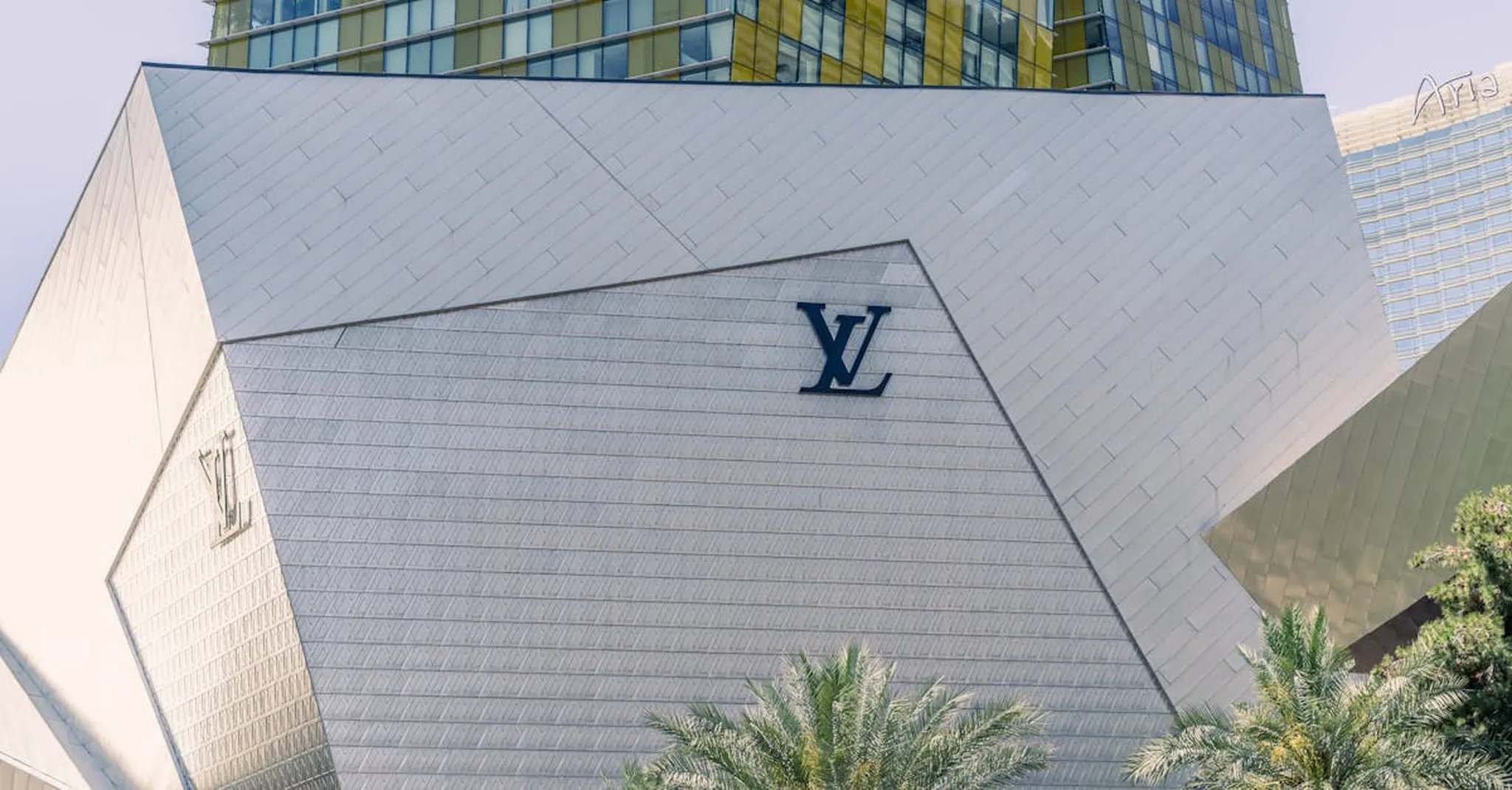 Cinco de Mayo 2026 in Las Vegas: Where to Stay and Celebrate