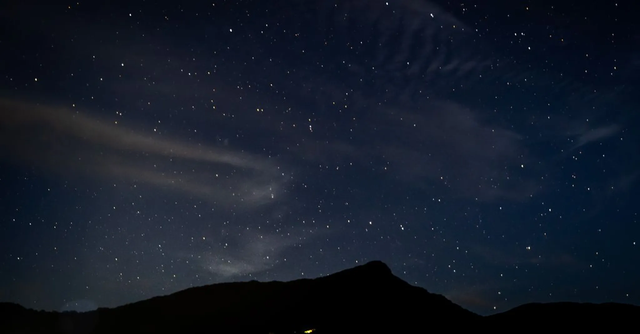 Bighorn Mountains Stargazing 2026: Dark Skies, Meteor Showers & Where to Stay