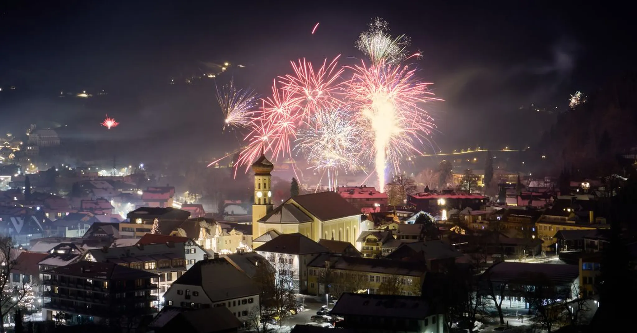 Breckenridge International Festival of Arts 2026: Where to Stay for Two Weeks of Mountain Culture