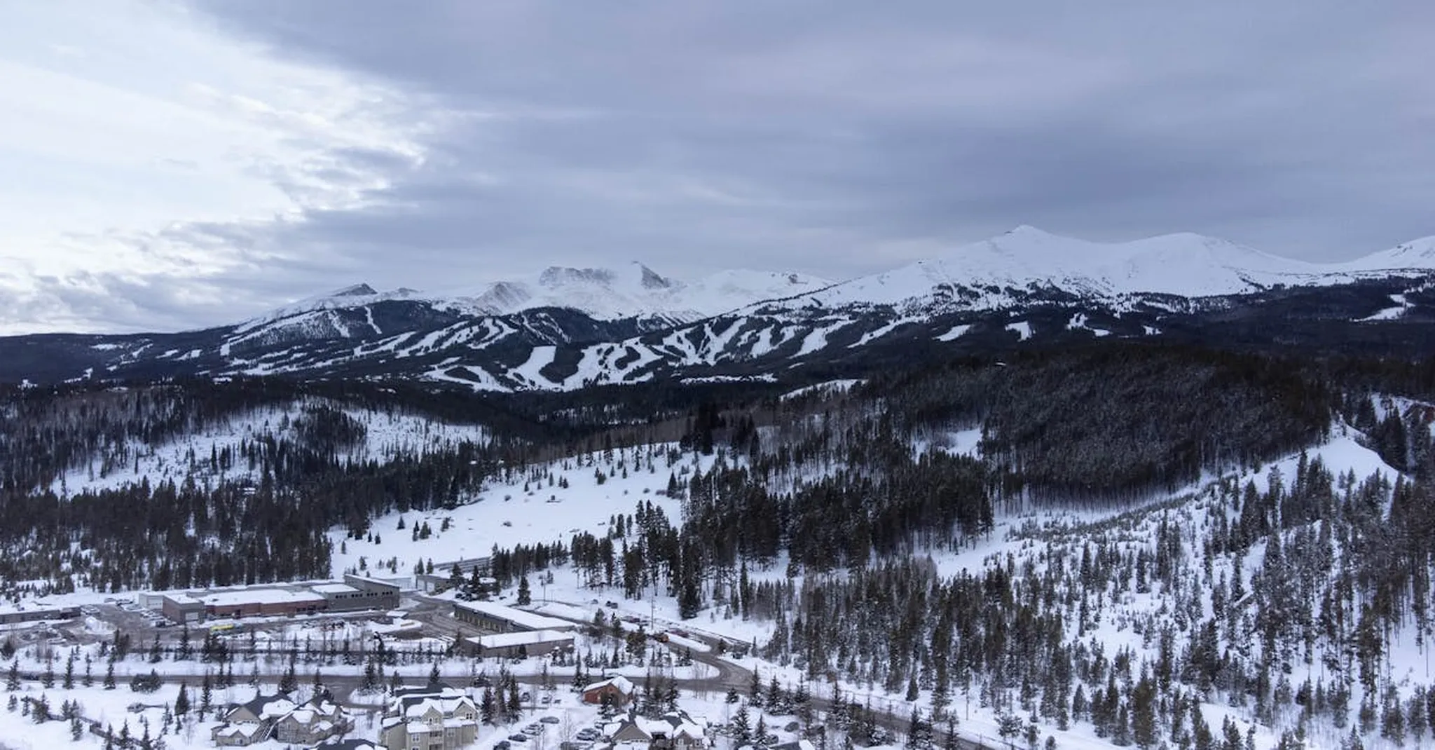 Breckenridge Happy Hours: Best Mountain Town Après and Where to Stay
