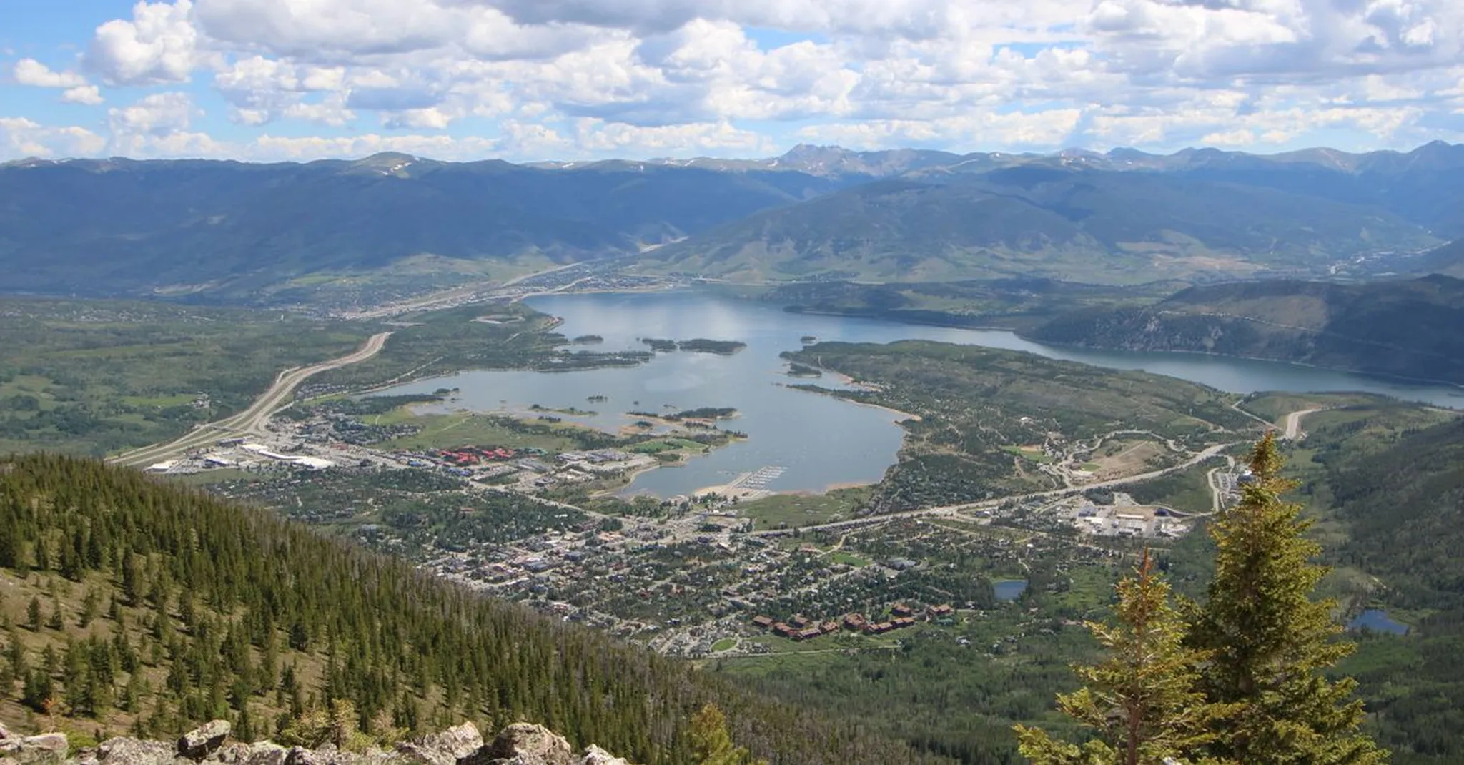 Breckenridge vs Vail for Summer 2026: Which Colorado Mountain Town Fits Your Trip?